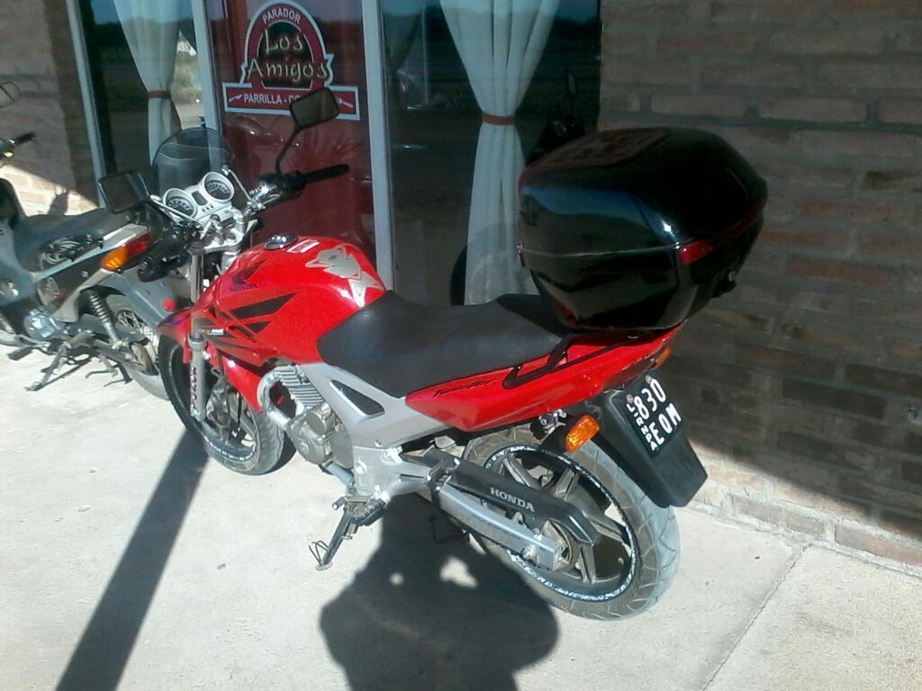 Vendo Cbx 250 Twister con 27000 Km