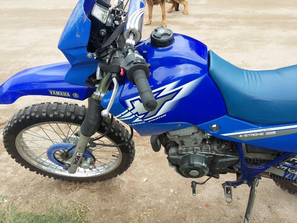 Yamaha Xt225