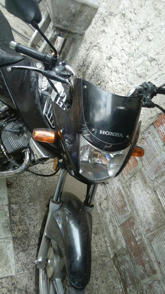 Vendo Honda Storm 2010