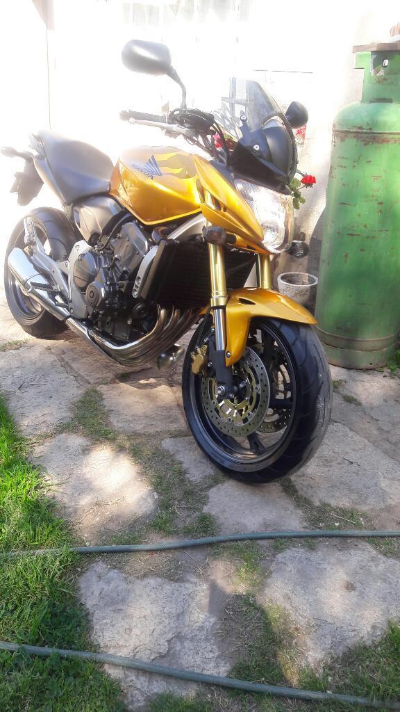 Honda Hornet 600 Inmaculada