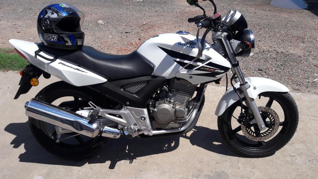 Vendo Honda Twister 250cc Md2013