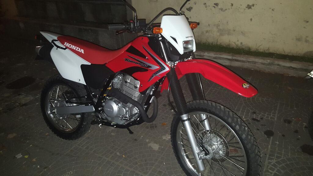 Vendo Honda 250cc Tornado 2016