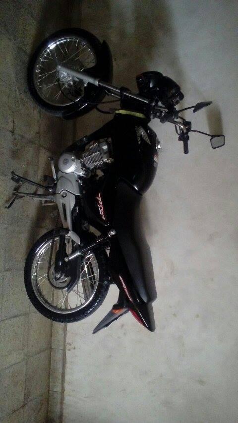 vendo cg titan 150 a 29.000 no permuto