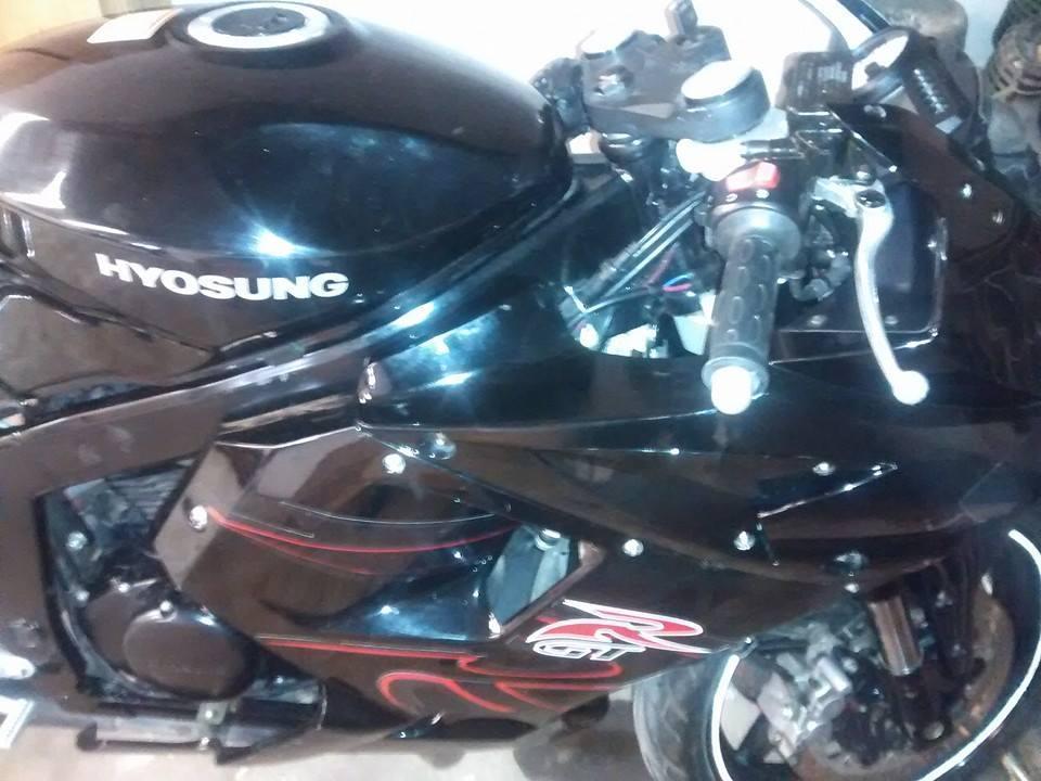 Hyosung 250 GTR. 13500 Kmts. MOD. DICIEMBRE DEL 2013