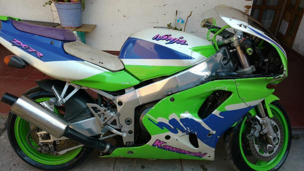 Kawasaki Ninja Zx 750r