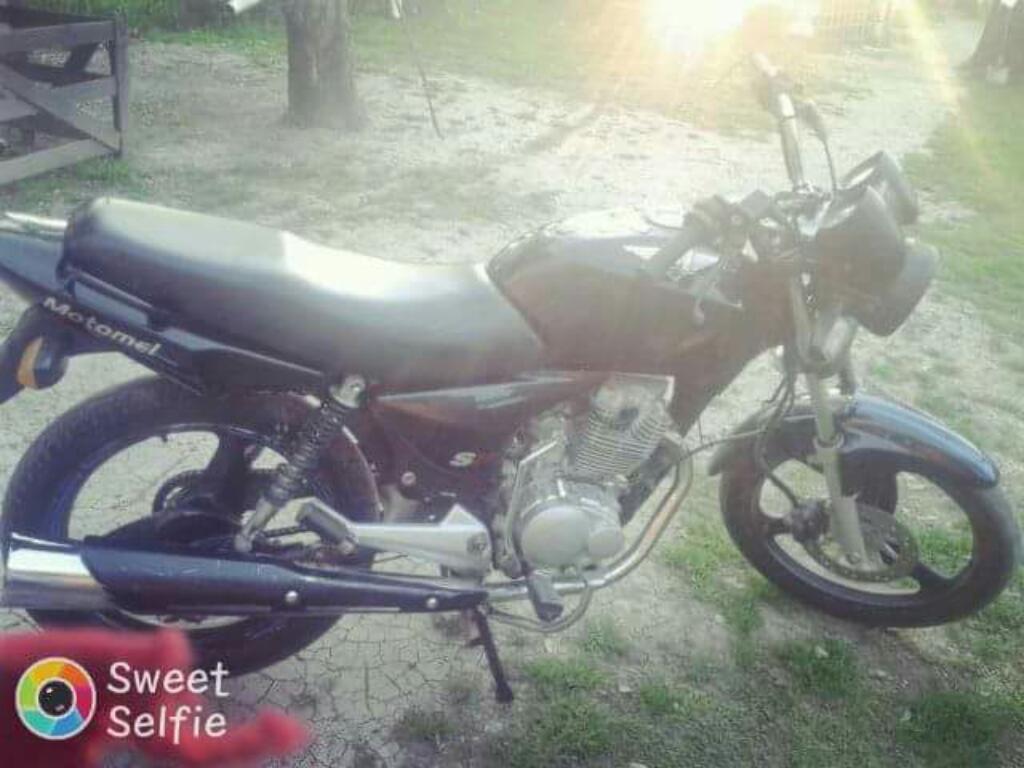 Vendo Permuto por Otra Moto