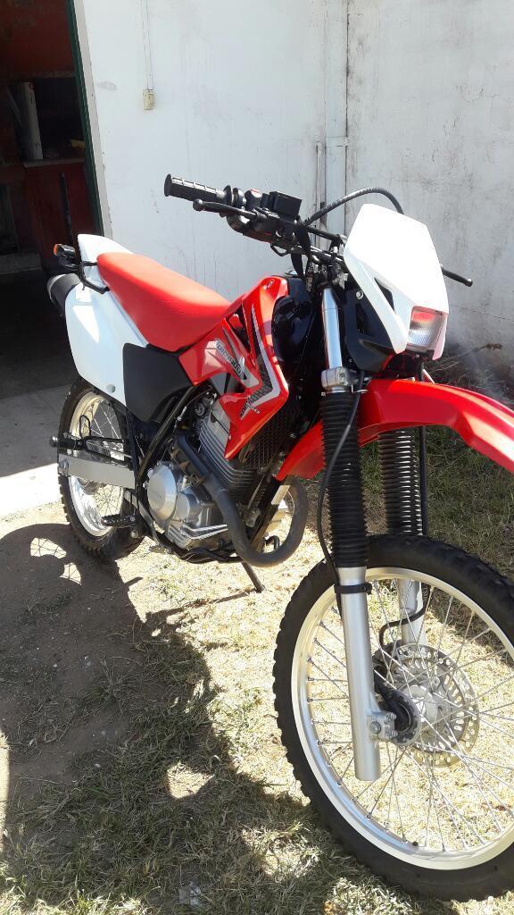 Honda Tornado 2015 Permuto por Auto