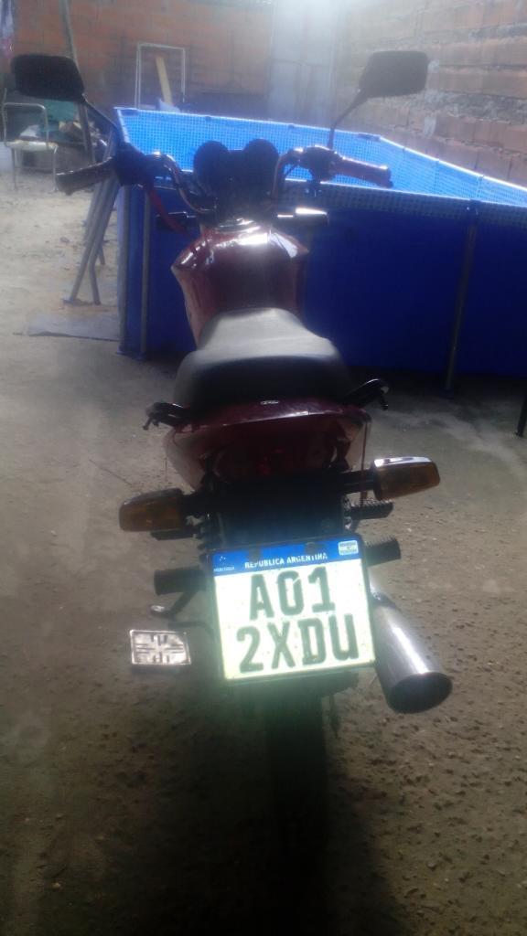 Vendo O Permuto Moto