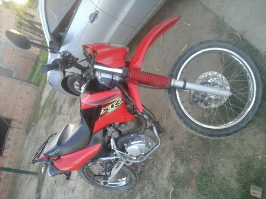 Vendo Moto Honda Xr 125 Modelo 2013