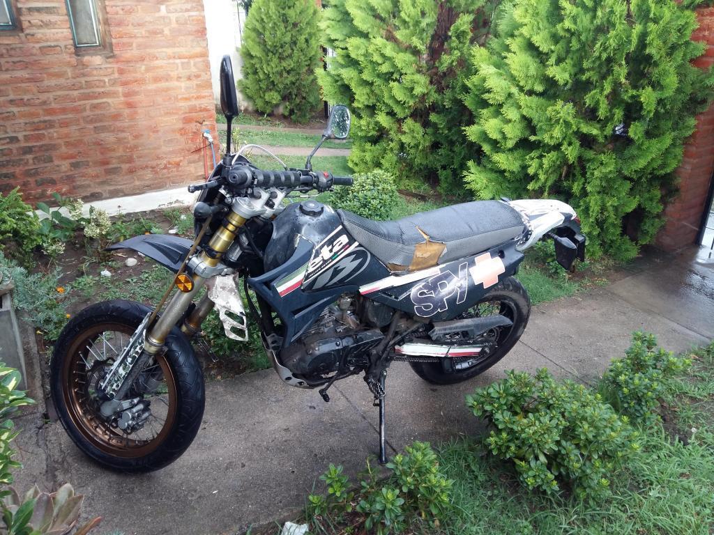 BETA MOTARD 200 MOD 2010 SE VA