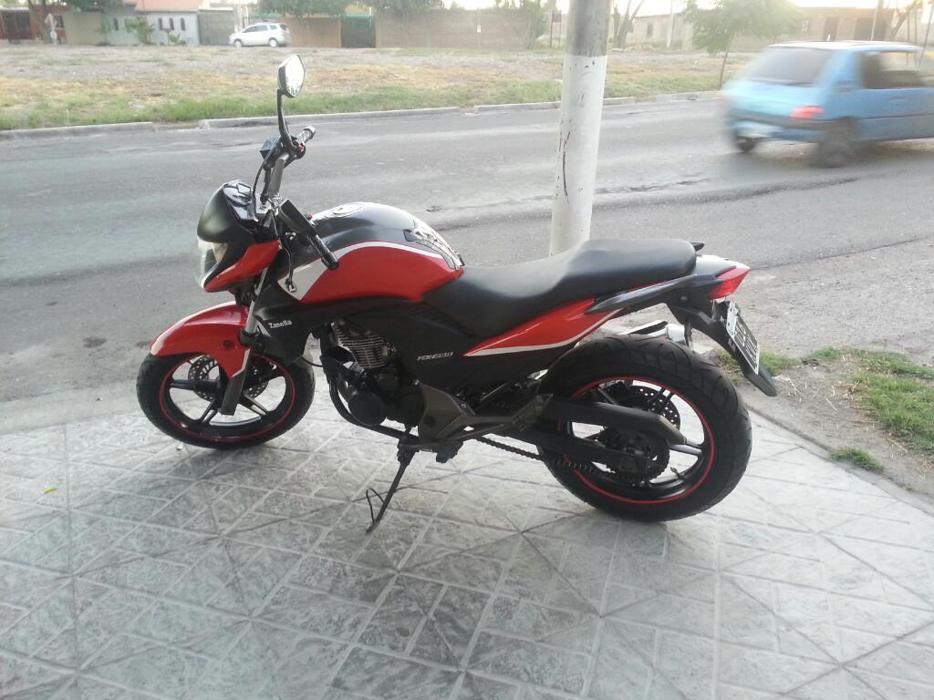 Vendo Zanella 250 Sport. Mod 2015