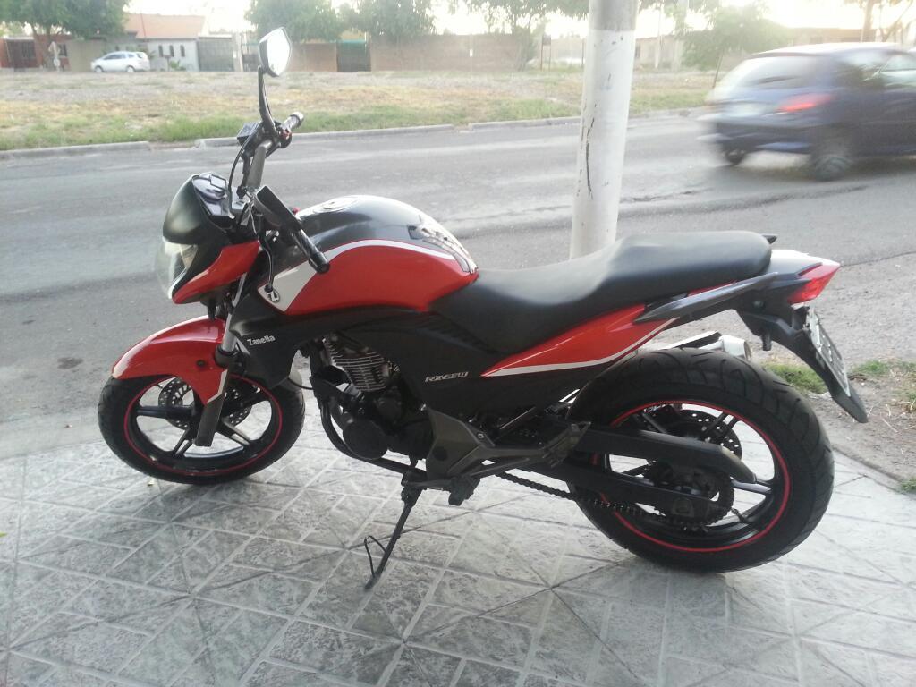 Vendo Zanella 250 Sport. Mod 2015