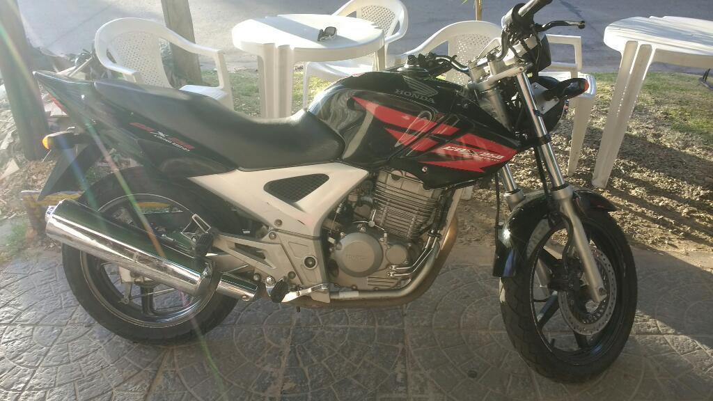 Honda Twister 250 2011