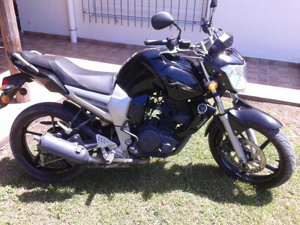 YAMAHA FZ 16 MOD 2011 c/13000 km PERMUTO