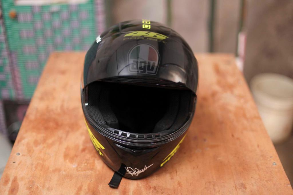 vendo casc0 muy buen estado URGENTE