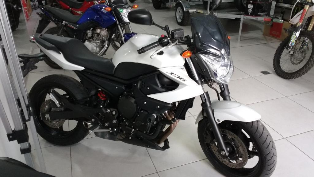 YAMAHA XJ6N 2011 EXCELENTE
