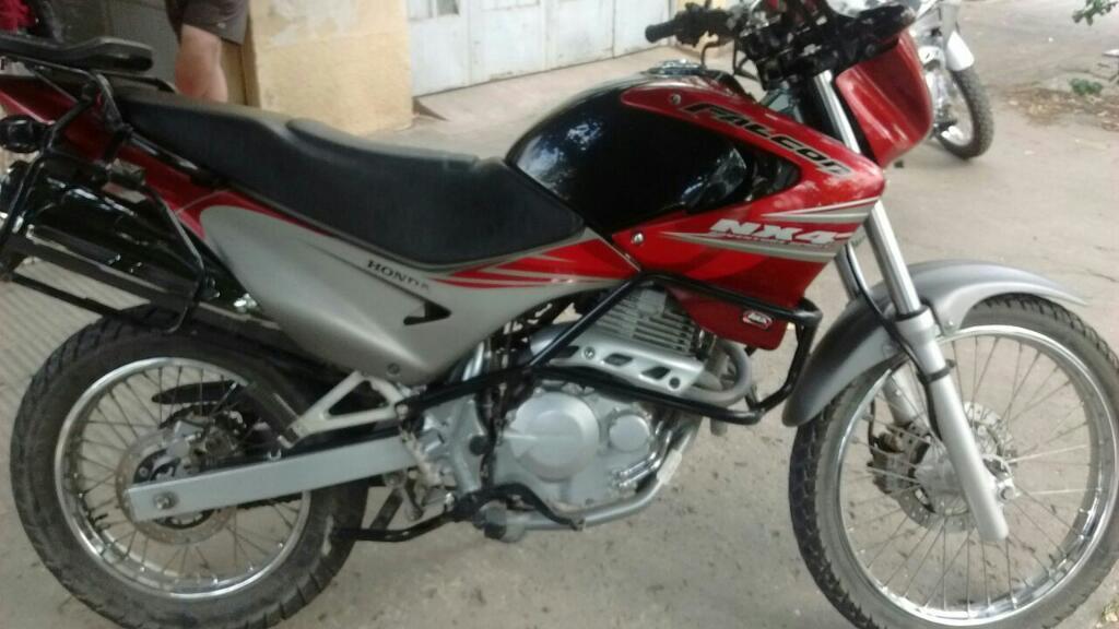 Honda Falcon Nx4 Modelo 2011