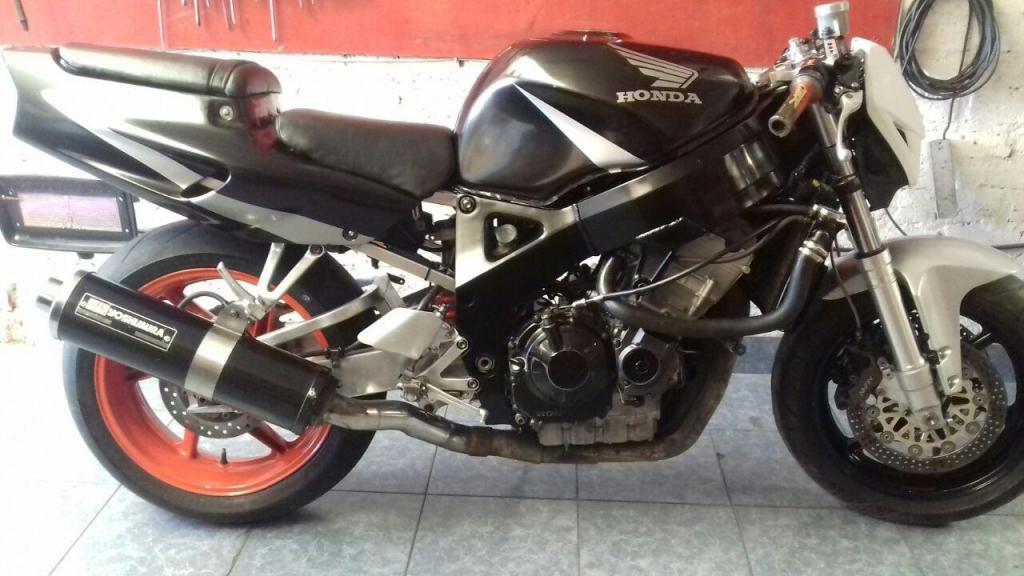 Honda CBR 9.. rr permuto 2995353970