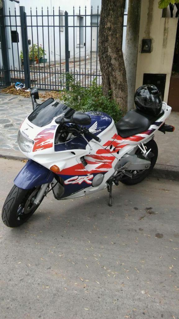 Vendo moto cbr f1