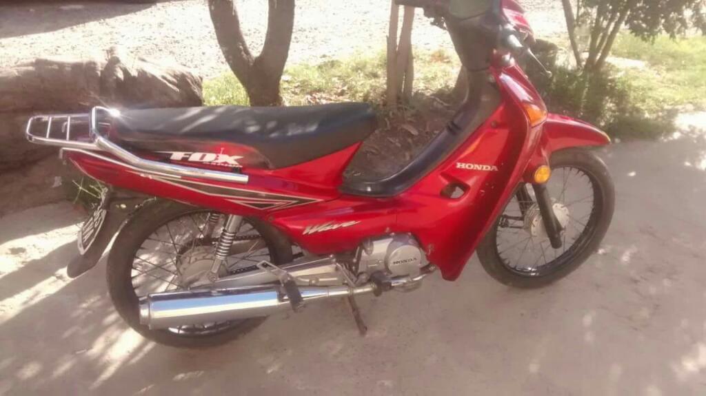 Vendo Honda Wave, Modelo 2012