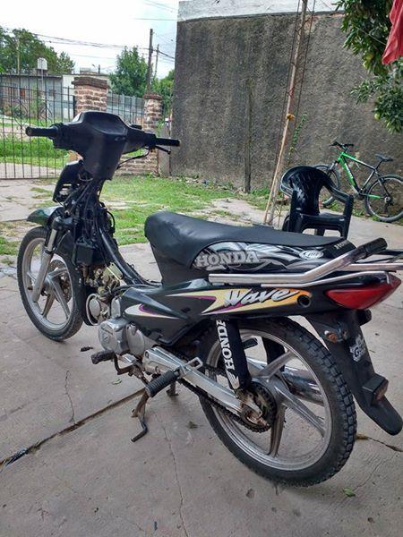 VENDO HONDA WAVE TODOS LOS PAPELES 08 firmado todo Modelo 2008