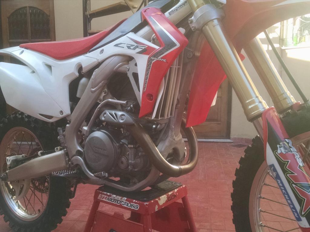 HONDA CRF 450R modelo 2014 Excelente estado