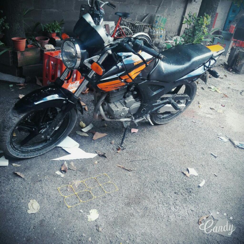 Vendo Twister 250 Modelo 2007