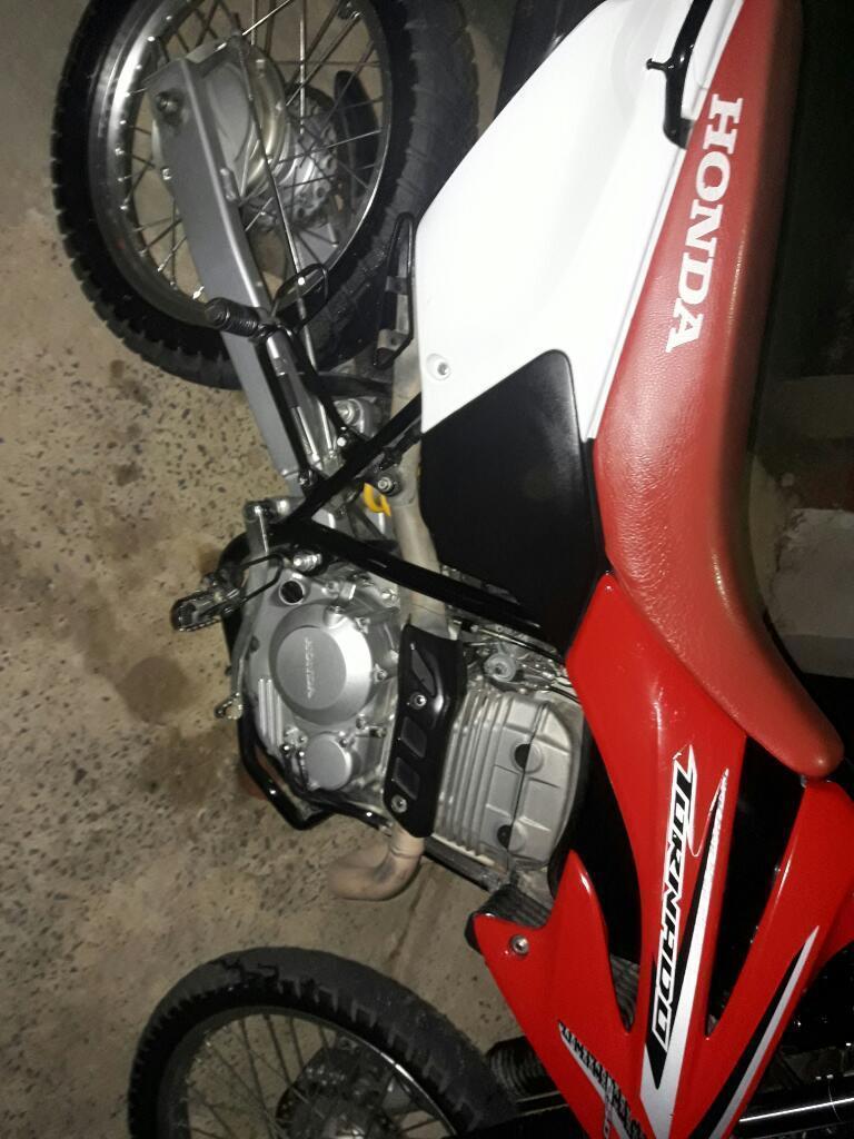 Vendo Honda Tornado Impecable!!!