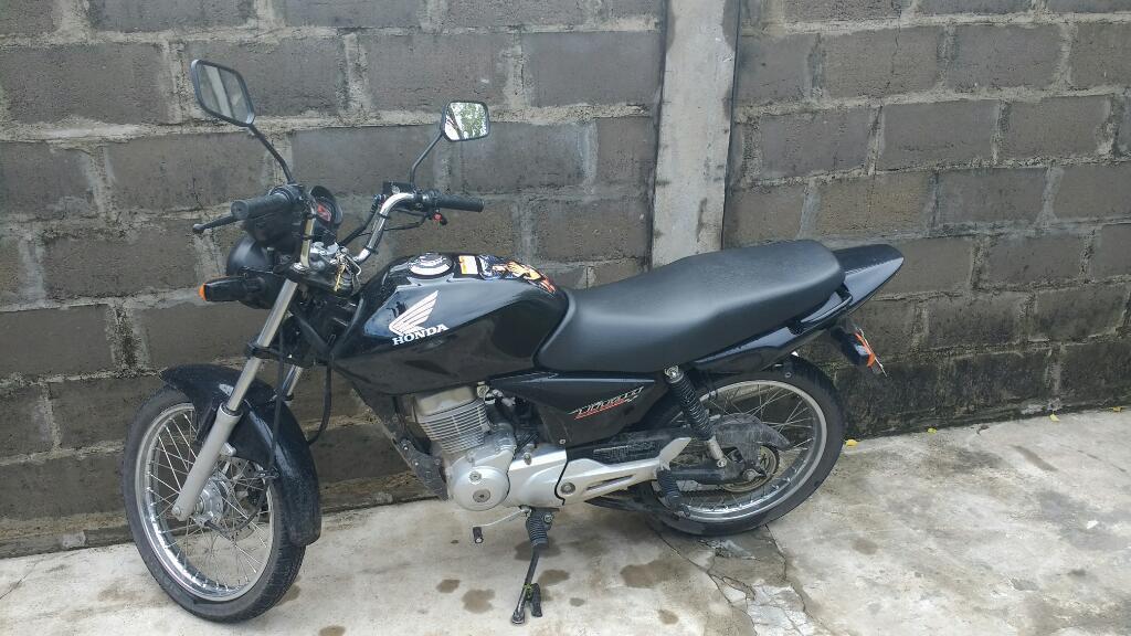 Vendo Cg Titan 150 Modelo 2014