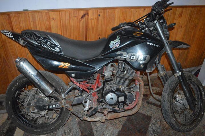 Motomel Motard 200 año 2010