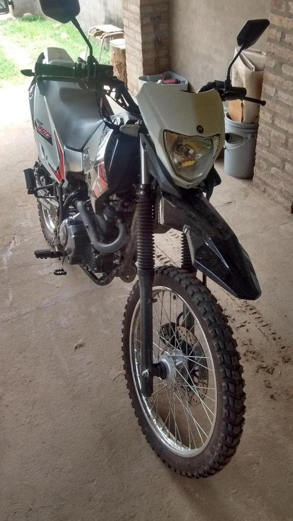 SKUA 250 2016 4.000Km