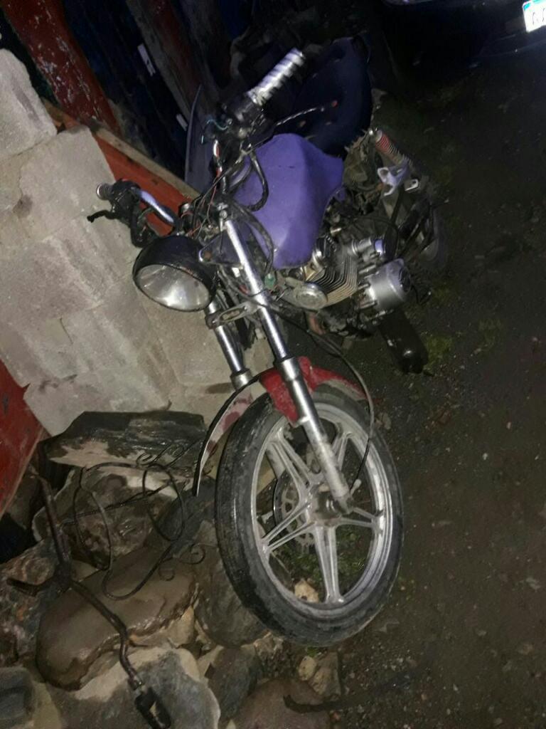 Vendo Beta 150cc con Otro Motor