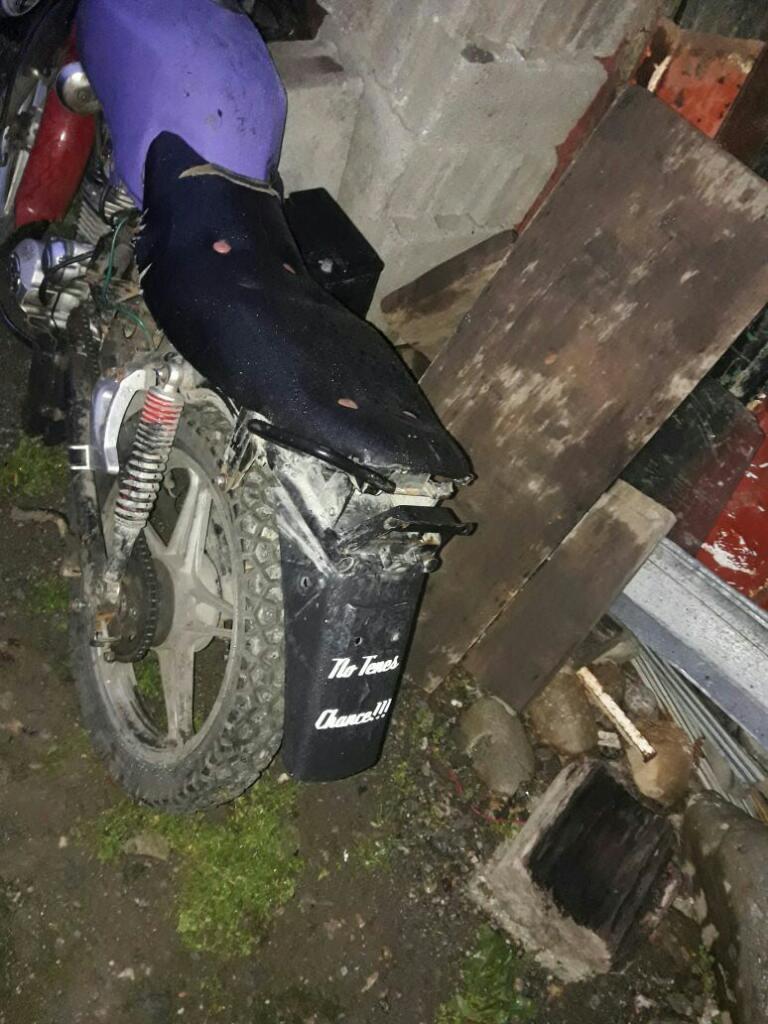 Vendo Beta 150cc con Otro Motor