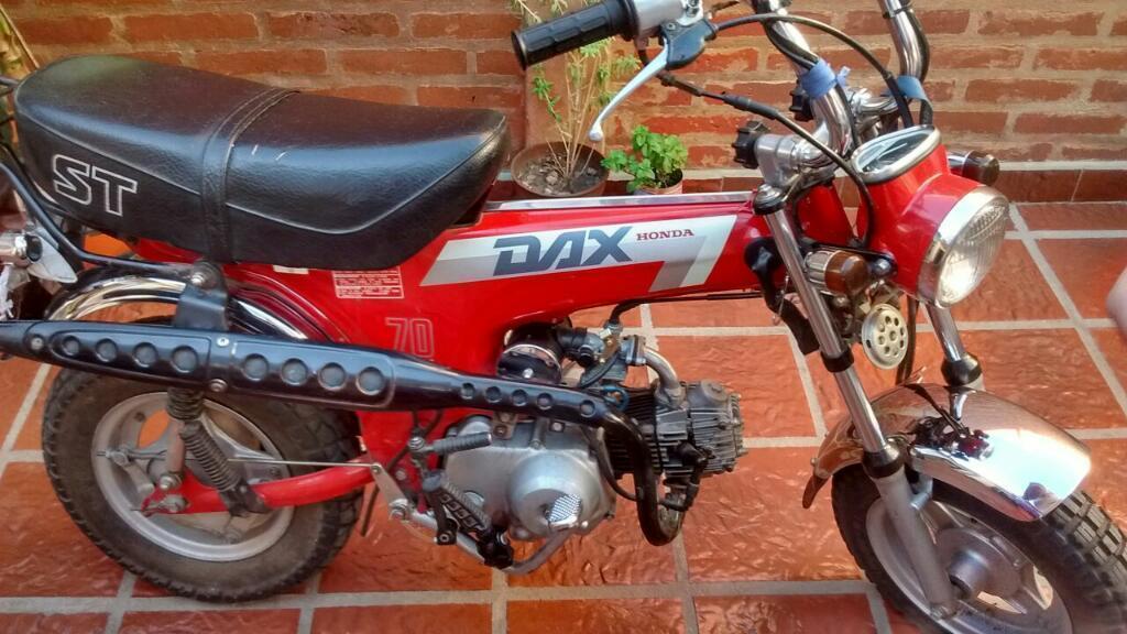 Vendo Honda Dax St 70
