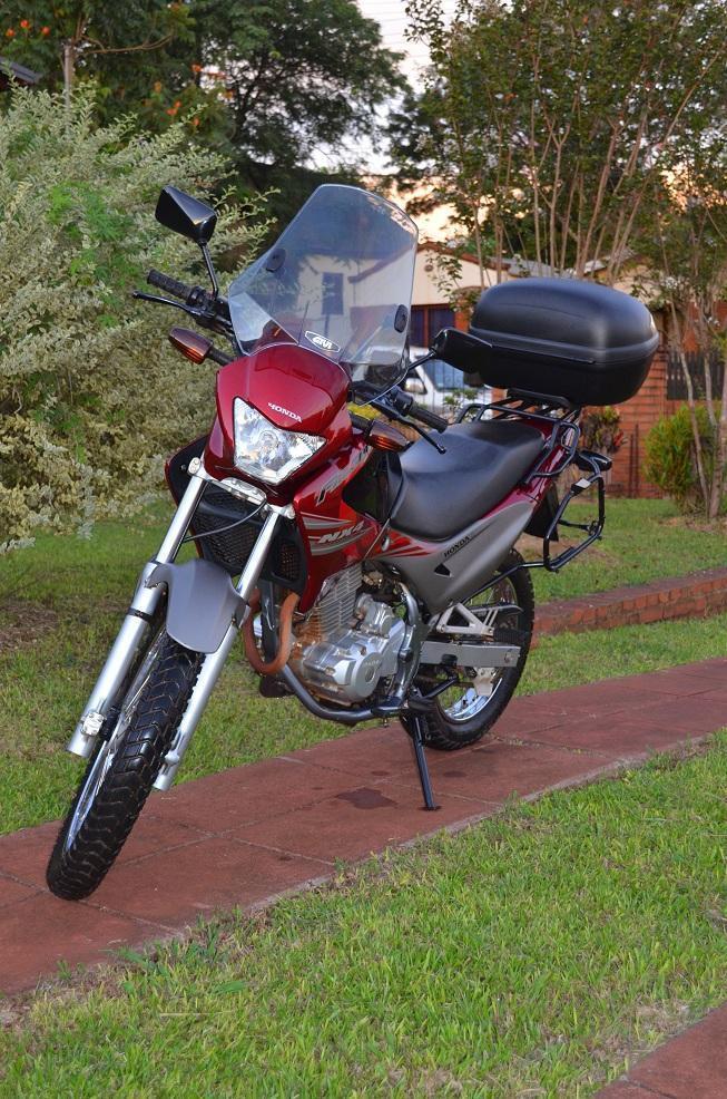 Vendo Honda Falcon NX4 400cc modelo 2013