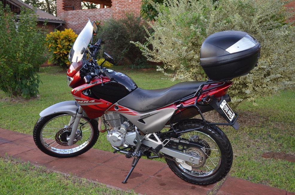Vendo Honda Falcon NX4 400cc modelo 2013