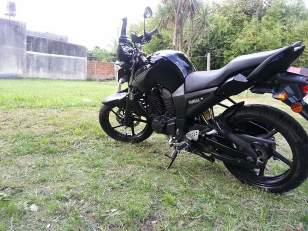 Vendo/permuta Yamaha Fz 2015