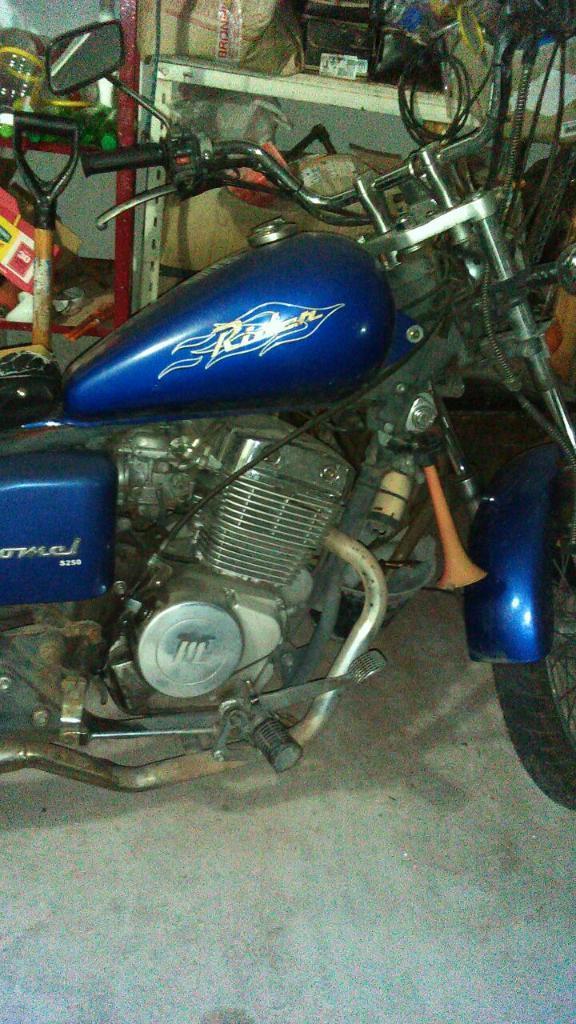 Vendo Moto