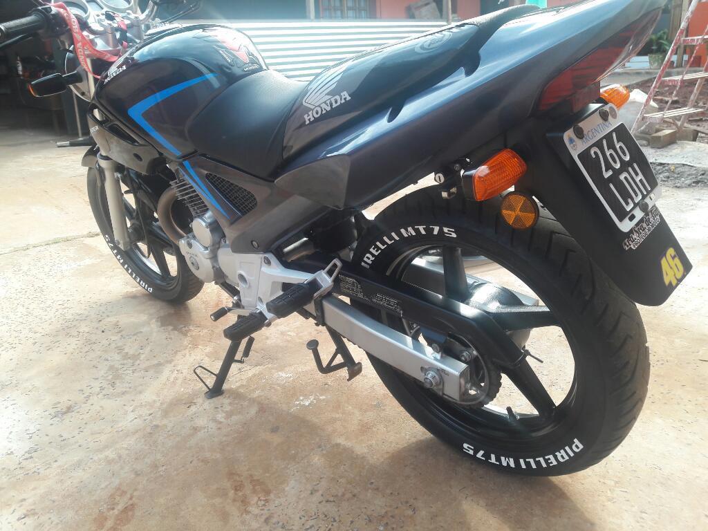 Moto Honda Twister 250 Mas Algo en Efect