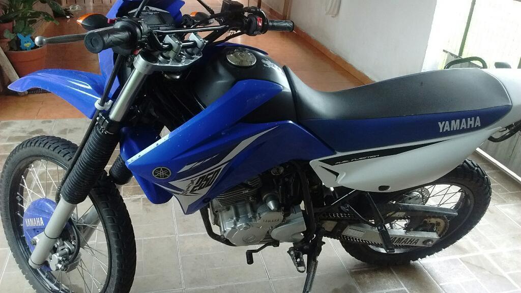 Vendo Moto Yamaha 250 Md 2016