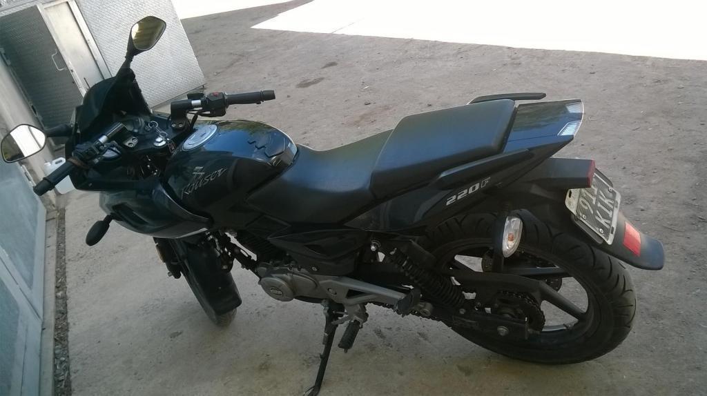vendo rouser 220f