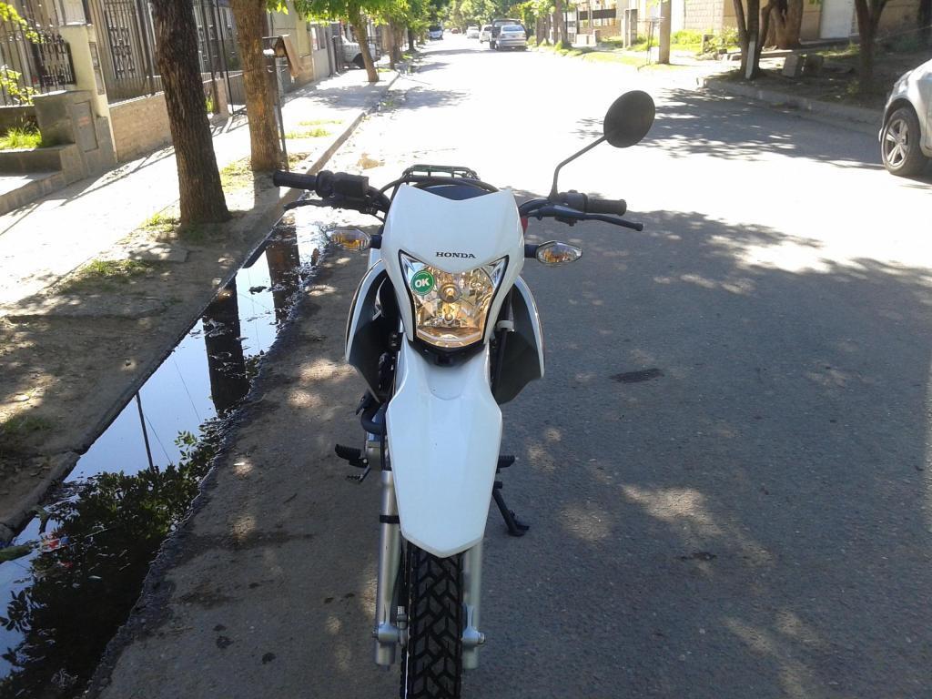 VENDO HONDA XR 150 L