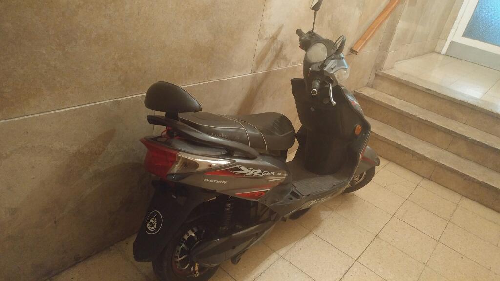 Moto Lucky Lion Cool 2