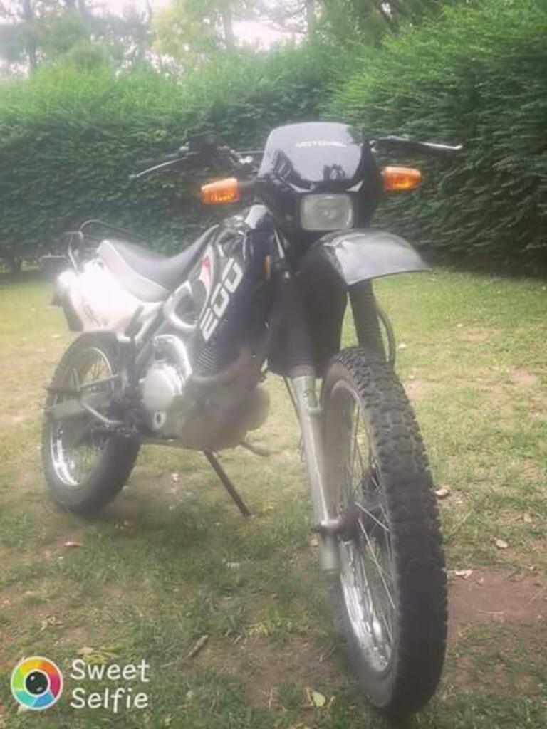 Motomel Dakar 200