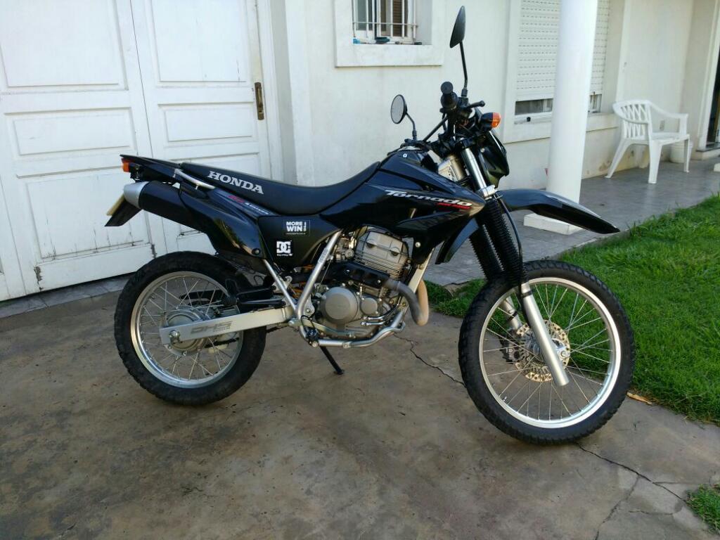 Vendo Honda Tornado 2012