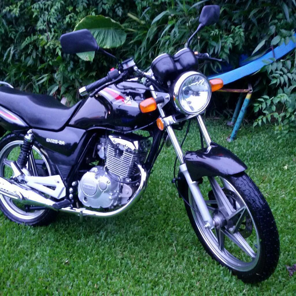 Vendo O Permuto Suzuki en 125cc 2a