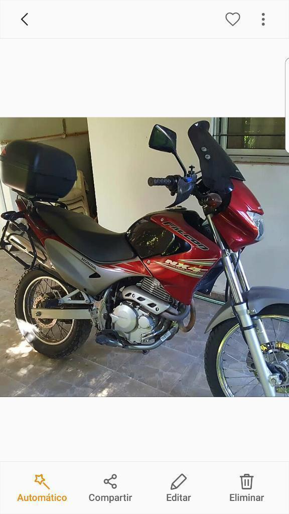 Vendo Honda Falcón 400-2013