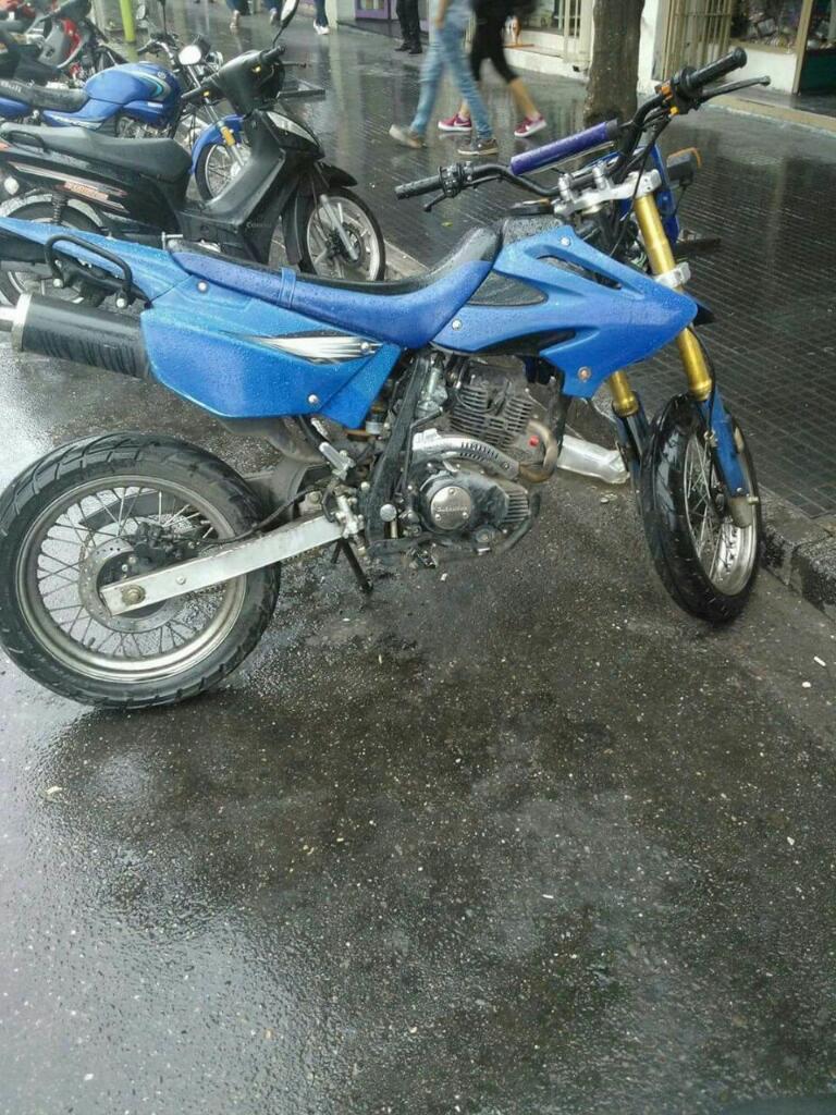 Vendo Moto Guerrero 200