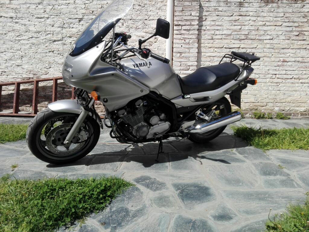 Vendo Yamaha 900 Xj Diversion Año 2000