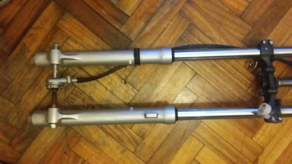 Vendo Barral Completo de Honda Bross 250